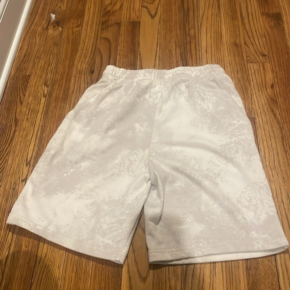 Shorts - Picture 2 of 2